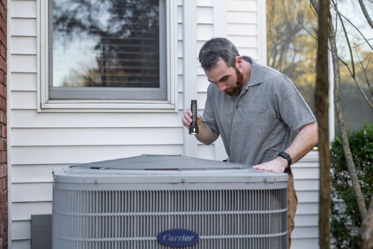 Heat Pumps vs. Furnaces: What’s Right for Your Home?