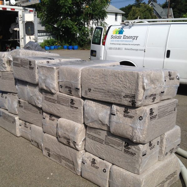 Blowing Insulation (2)