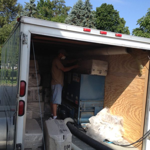 Blowing Insulation (3)